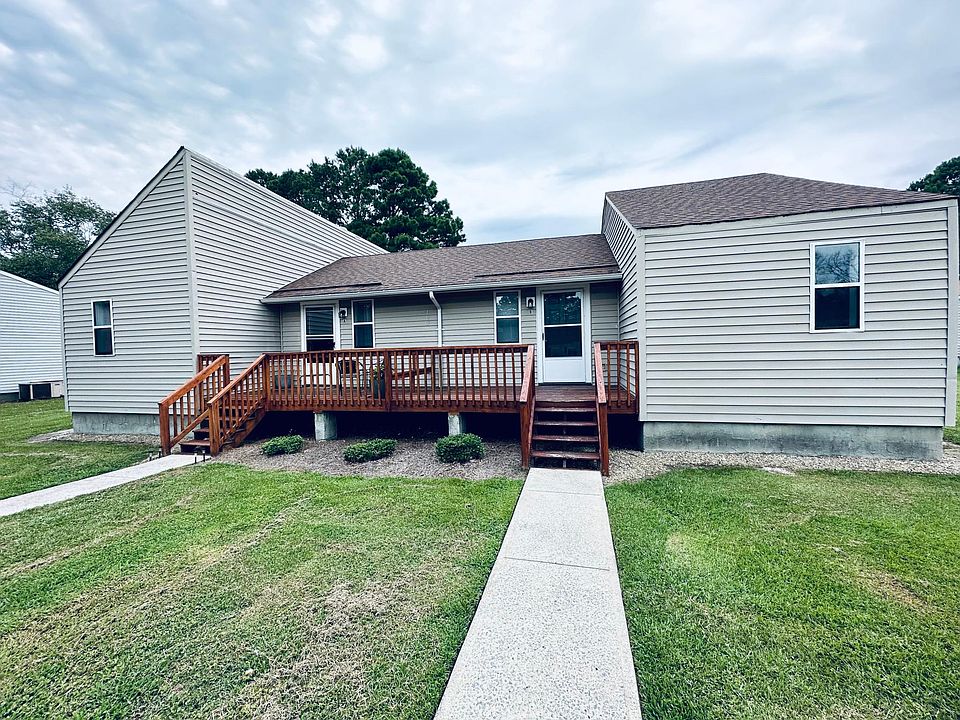 1st image of 104 Juniper Ln