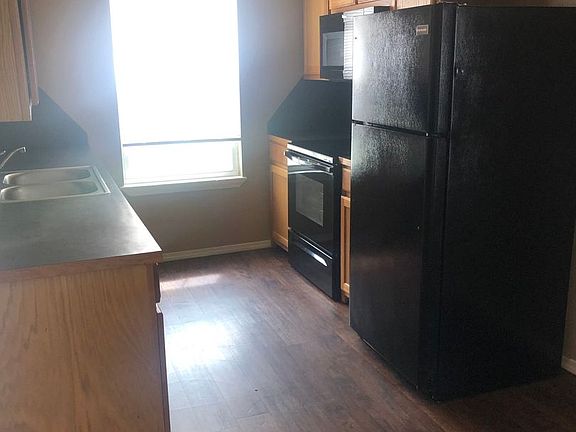 3rd image of 1415-1435 N 29th St #1435-A
