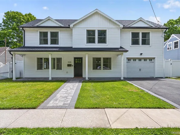 534 Riverside Avenue, Massapequa, NY 11758