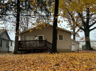 987 Ramona Ave, Benton Harbor, MI 49022