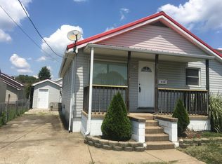915 9th St #915, Nitro, WV 25143