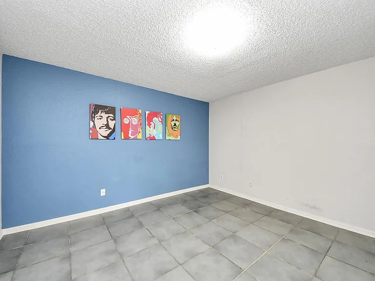 2750 Holly Hall St #911 — Photo 30