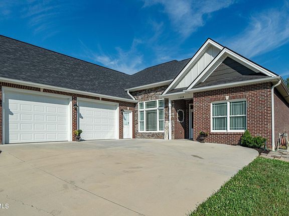 4th image of 1008 Shadyside Dr