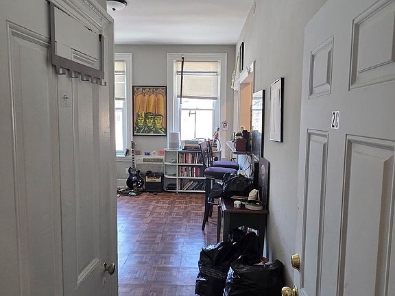 4th image of 501 N 35th St APT 1C