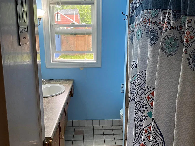 333 N Ave E — Photo 14