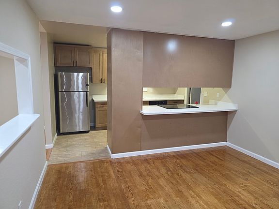 3rd image of 5968 Friar Ct