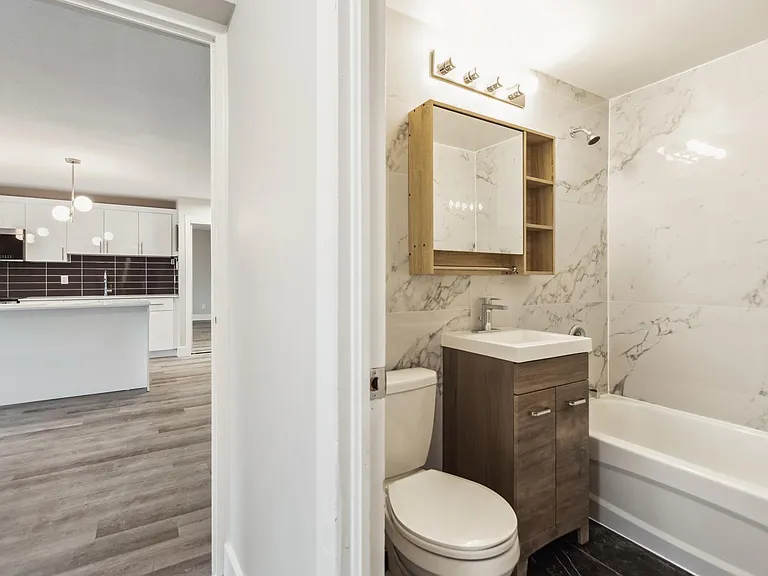325 Besserer St — Photo 34