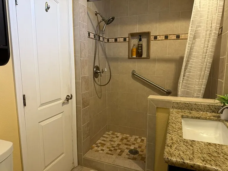 459 N Jenifer Ave — Photo 20
