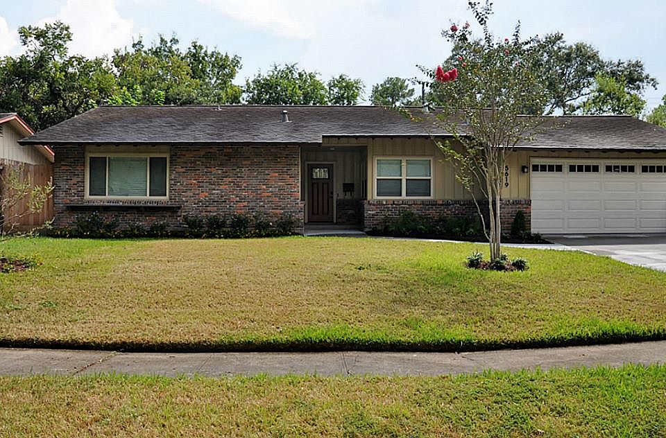 1st image of 5619 Arboles Dr
