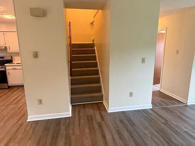 137 W Bridge St — Photo 4