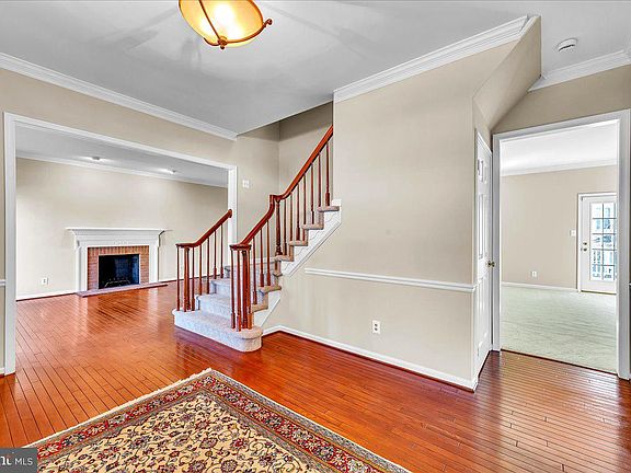 4th image of 6128 Mountain Springs Ln