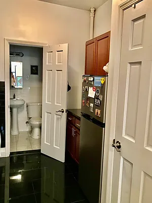 Rented by PennApts | media 41