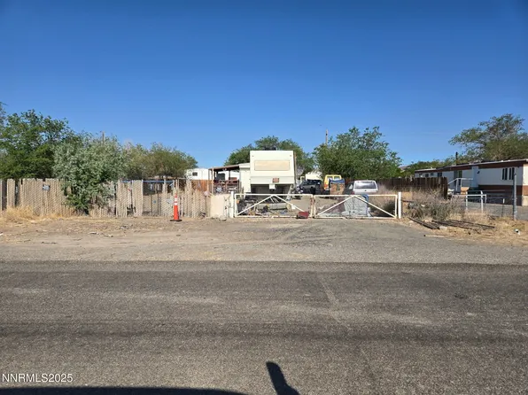 2985 Truckee St, Silver Springs, NV 89429