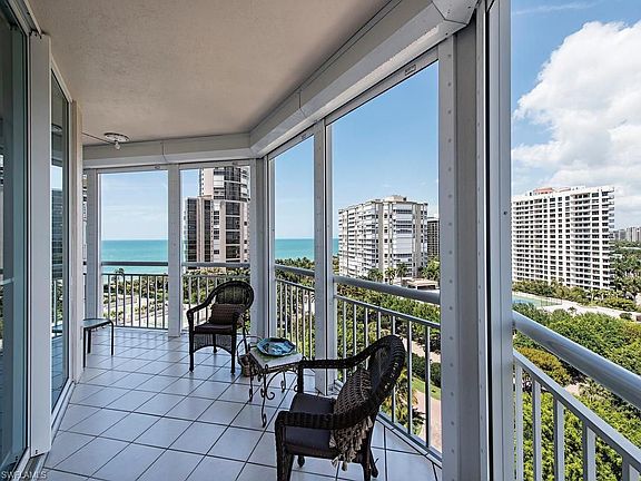 3rd image of 4255 Gulf Shore Blvd N APT 901