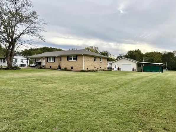 112 Sherwood Dr, Waverly, TN 37185
