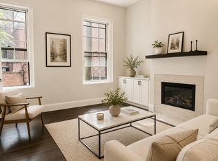 107 Charles St #202, Boston, MA 02114
