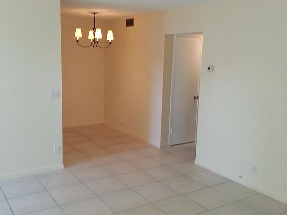 2nd image of 410 S C St APT 4