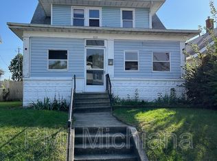 808 E Bowman St, South Bend, IN 46613