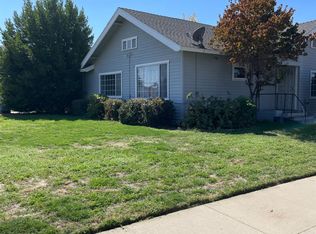 780 Lake St, Kingsburg, CA 93631