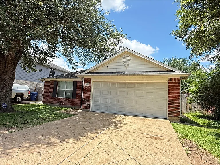 17318 Glenmorris Dr — Photo 23