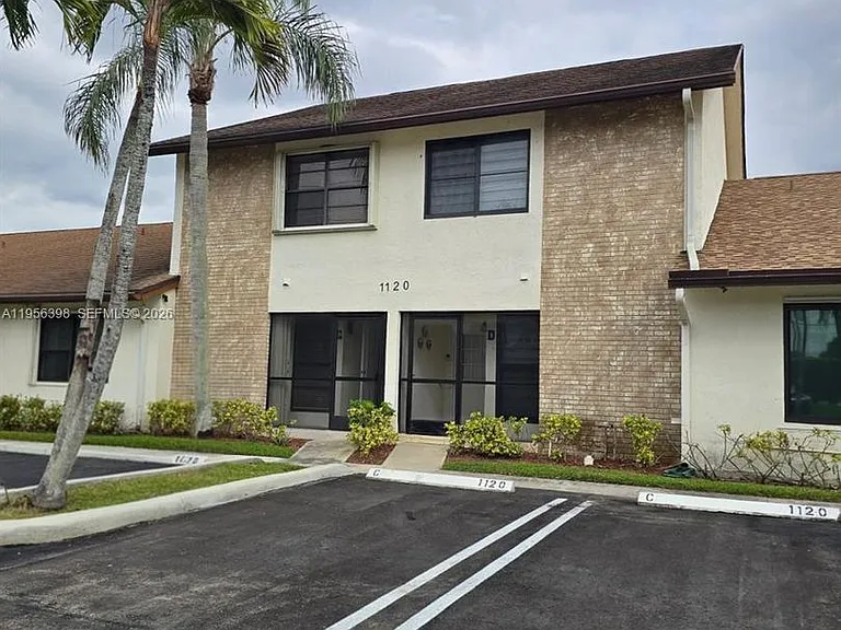 1120 Parkside Green Dr #C — Photo 11