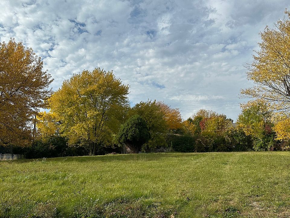 2nd image of 3926 Erickson Ct