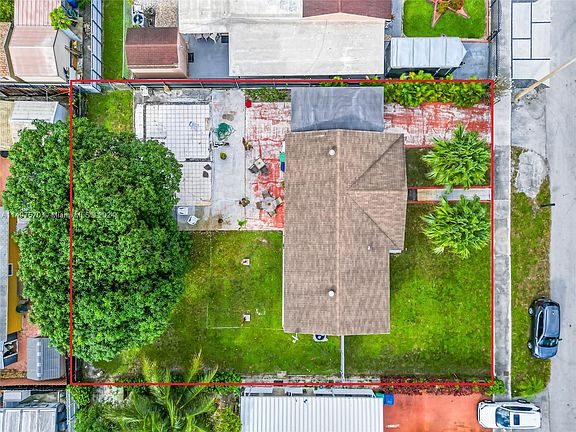 2nd image of 20444 NW 44th Pl