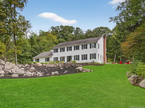 62 Salierno Road, Tuxedo Park, NY 10987