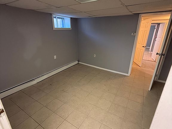 4th image of 183 Byfield St #R