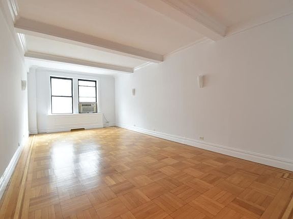 2nd image of 23 W 70th St #602