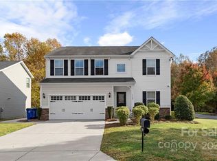 7720 E Berkeley Rd, Denver, NC 28037