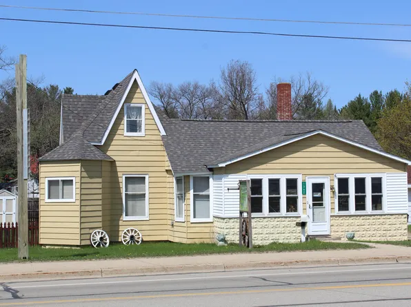 1362 N Interstate Highway 75 Business Loop, Grayling, MI 49738