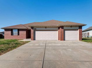 5465 Basswood Ct, Springfield, MO 65802