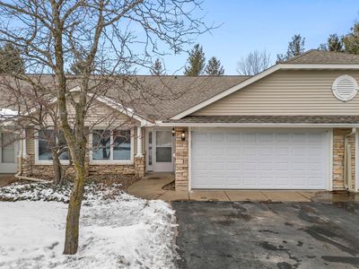 806 Woodland Ln, New Richmond, WI, 54017