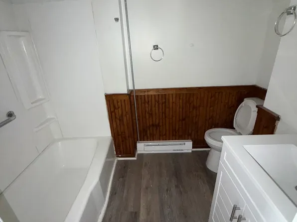 27 S Church St, Carbondale, PA