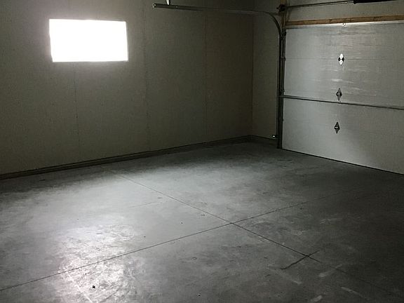 3rd image of 1020 46th Ave S