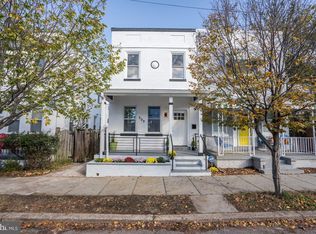 509 Roxboro Pl NW, Washington, DC 20011