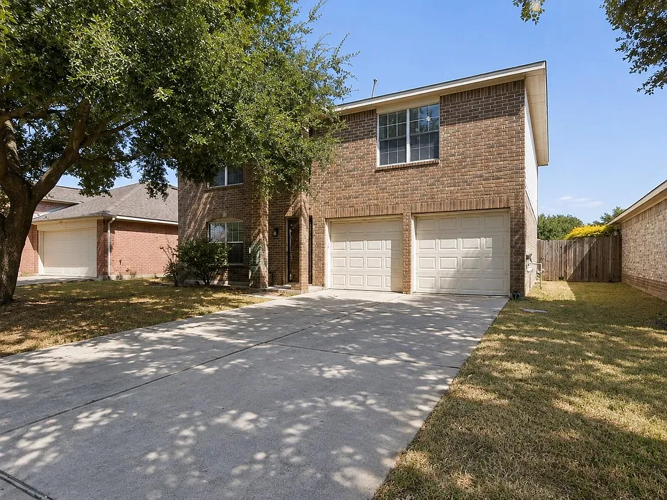 10418 Iris Lake Ct