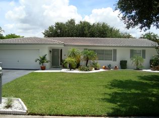 4451 NW 109th Ter, Coral Springs, FL 33065