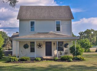 8015 S Bloomer St, Carson City, MI 48811