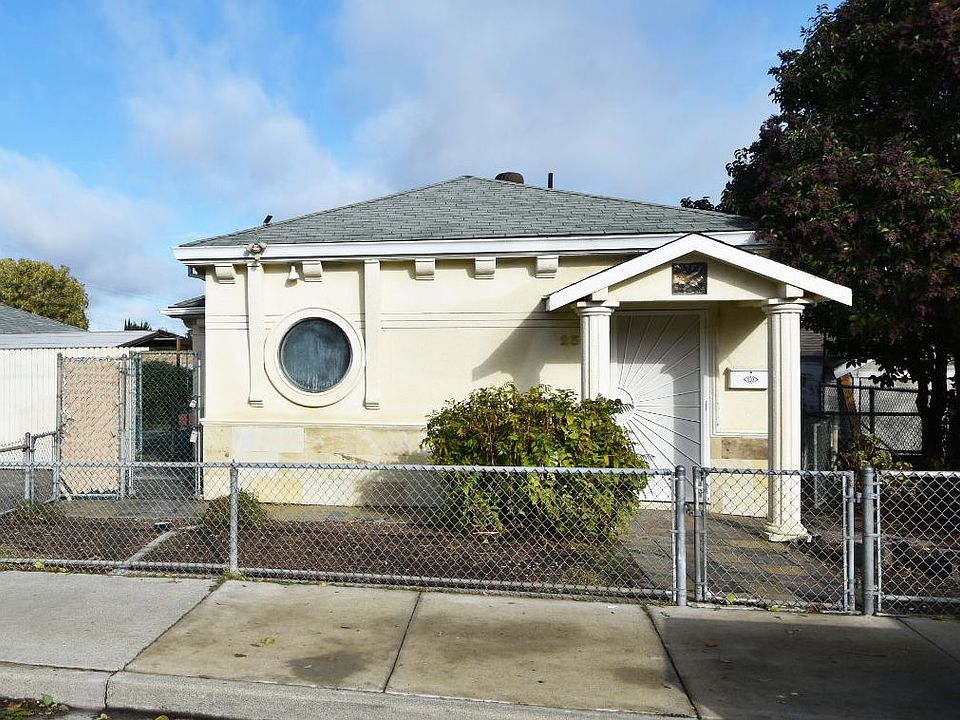 1st image of 236 San Joaquin Ave