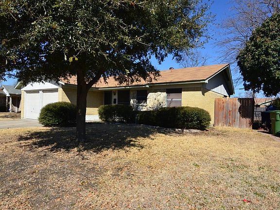 3rd image of 4505 Hanover Dr