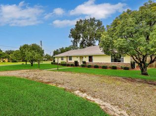 2394 Spruce Pl, De Leon Springs, FL 32130
