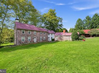 827 Cobb Hill Ln, Pottstown, PA 19465