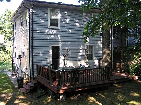 Back view with Deck
