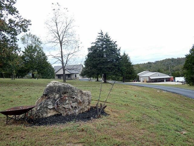 1st image of 135 Dunn Road