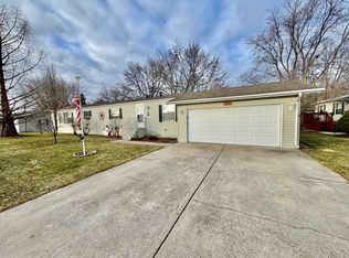 403 E Wood Ln, Belvidere, IL 61008