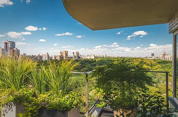 Rented by essential NEW YORK Real Estate | media 49