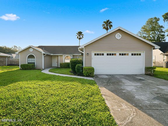 2nd image of 4521 LONGLEAF Court