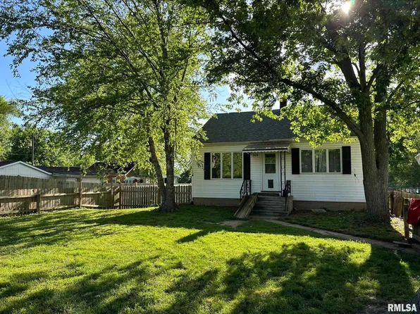 105 Sunset Blvd, North Pekin, IL 61554